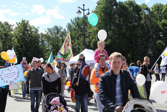 Пчела Вероника на празднике «ДЕНЬ ОТЦА 2014»